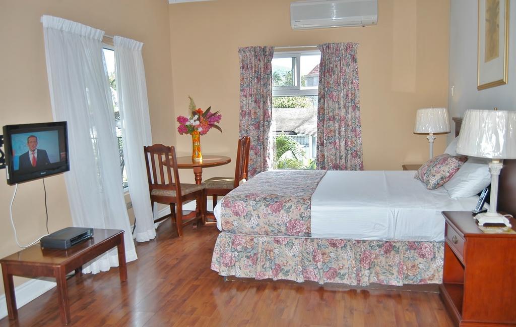 Guest House Villa Mishkan รันอเวย์เบย์ ห้อง รูปภาพ